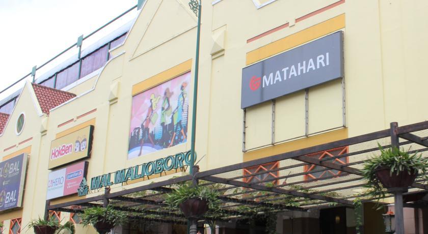 Hotel Ibis Malioboro à Yogyakarta Extérieur photo