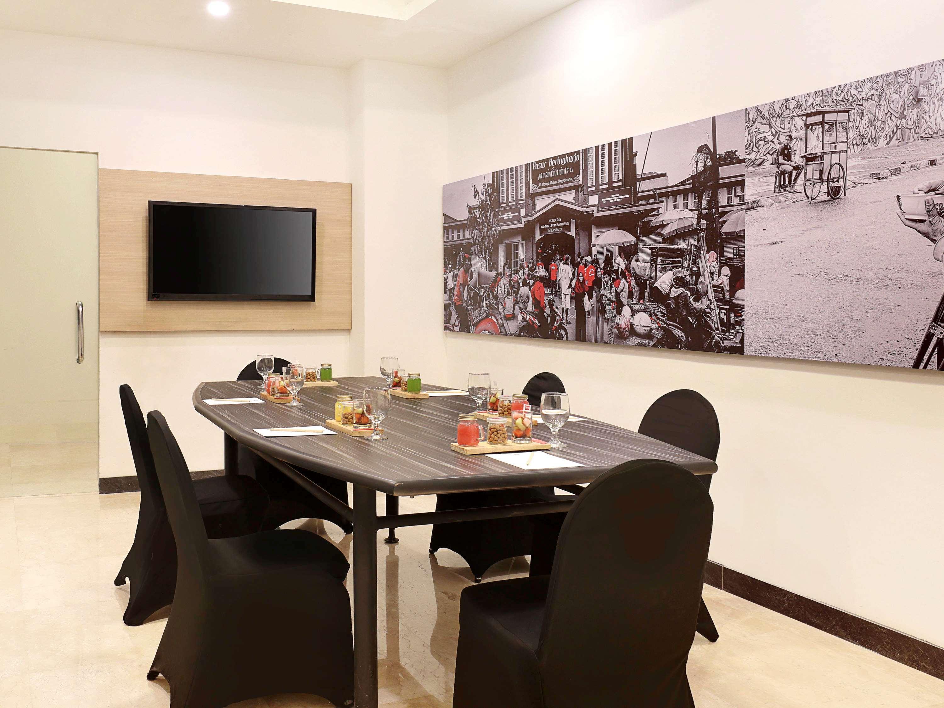 Hotel Ibis Malioboro à Yogyakarta Extérieur photo