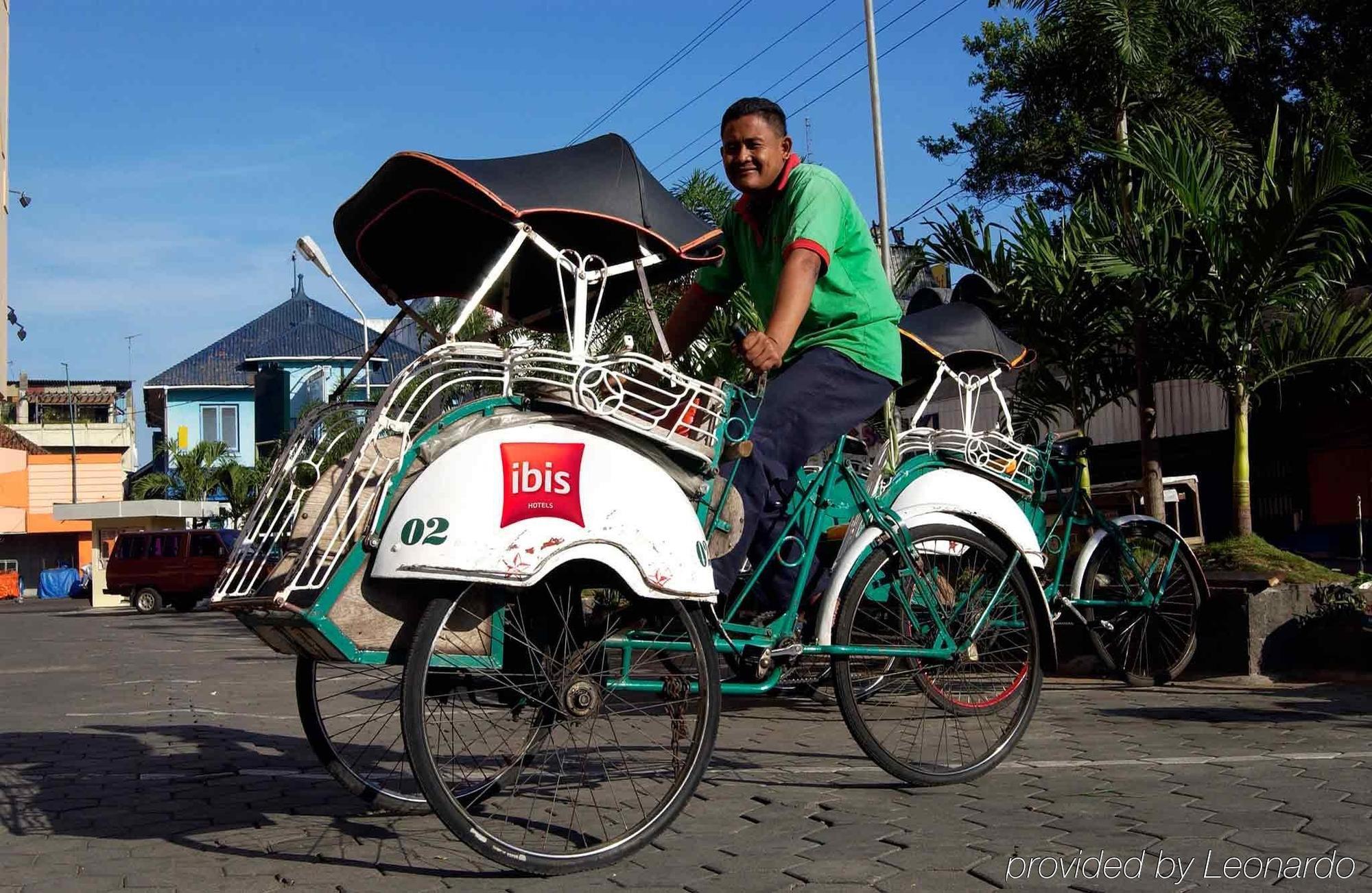 Hotel Ibis Malioboro à Yogyakarta Extérieur photo