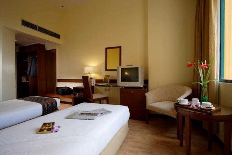 Hotel Ibis Malioboro à Yogyakarta Extérieur photo