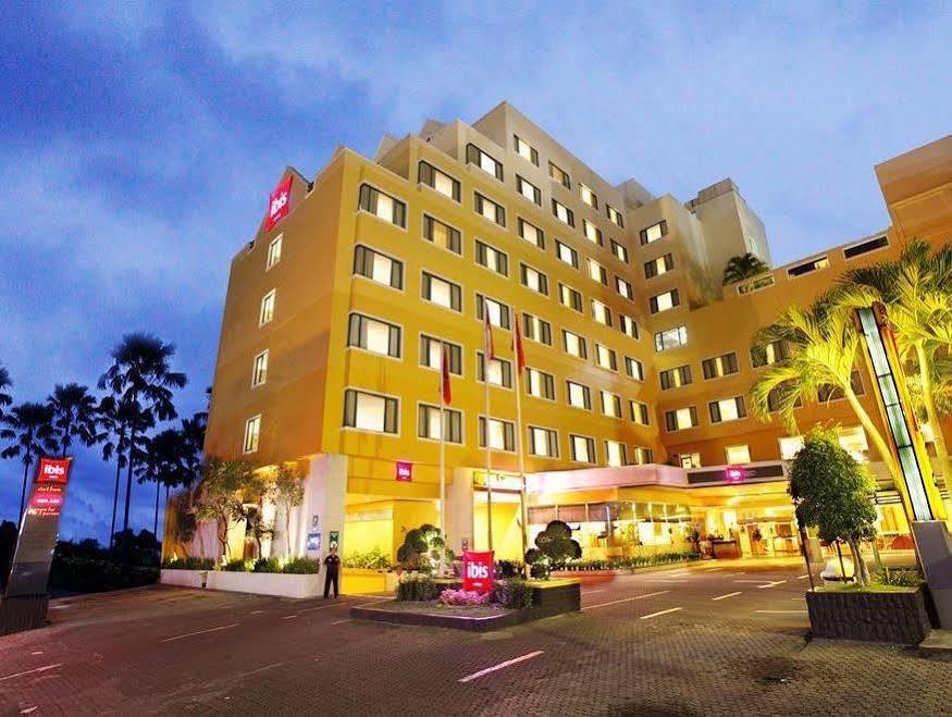 Hotel Ibis Malioboro à Yogyakarta Extérieur photo