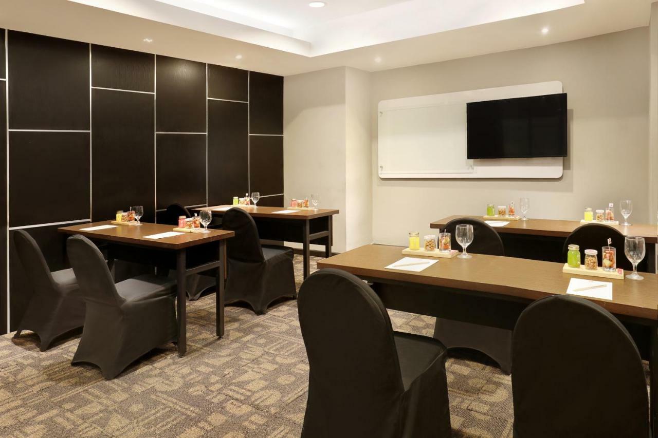 Hotel Ibis Malioboro à Yogyakarta Extérieur photo